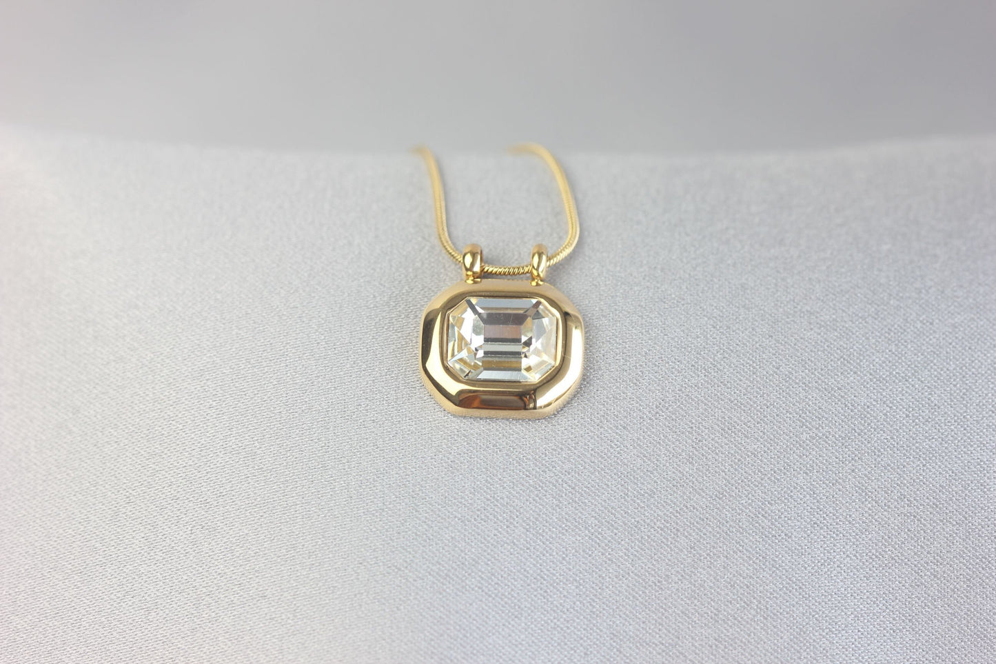 Green Pendant Vintage Necklace, 18K Gold Zircon Drop Necklace, Layering Dainty Chain Necklace, Unique Mother's Day Gift for Her