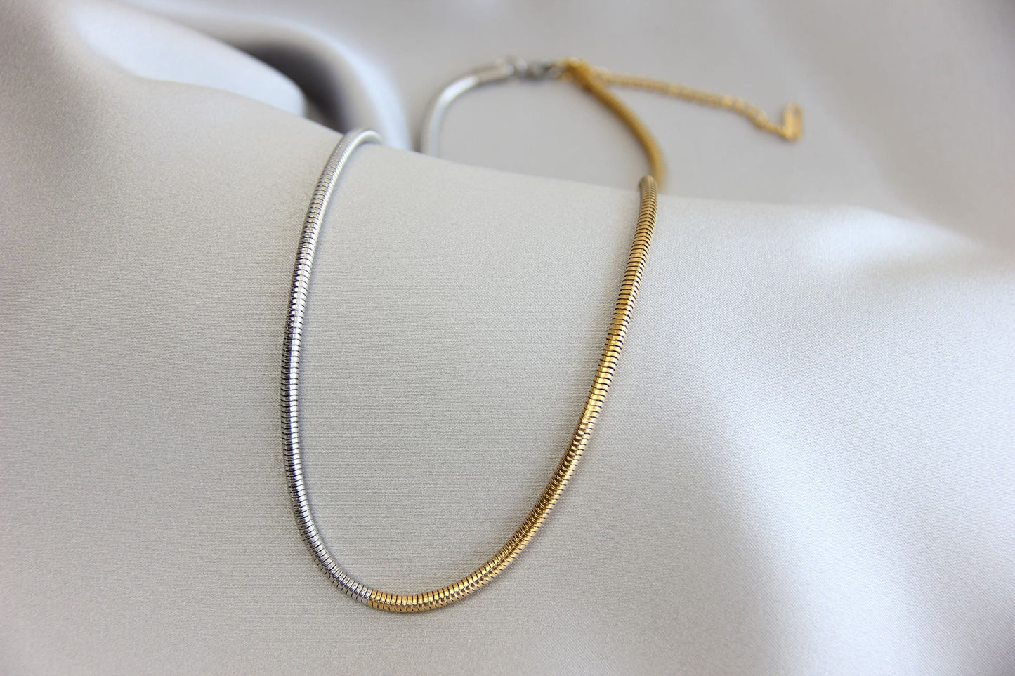 Beautiful harmony between silver and gold colors in 18k gold plated stainless steel chain. This Duo Color Chain Gold Necklace will complete your style easily! Perfect gift for friend, mom or for yourself!