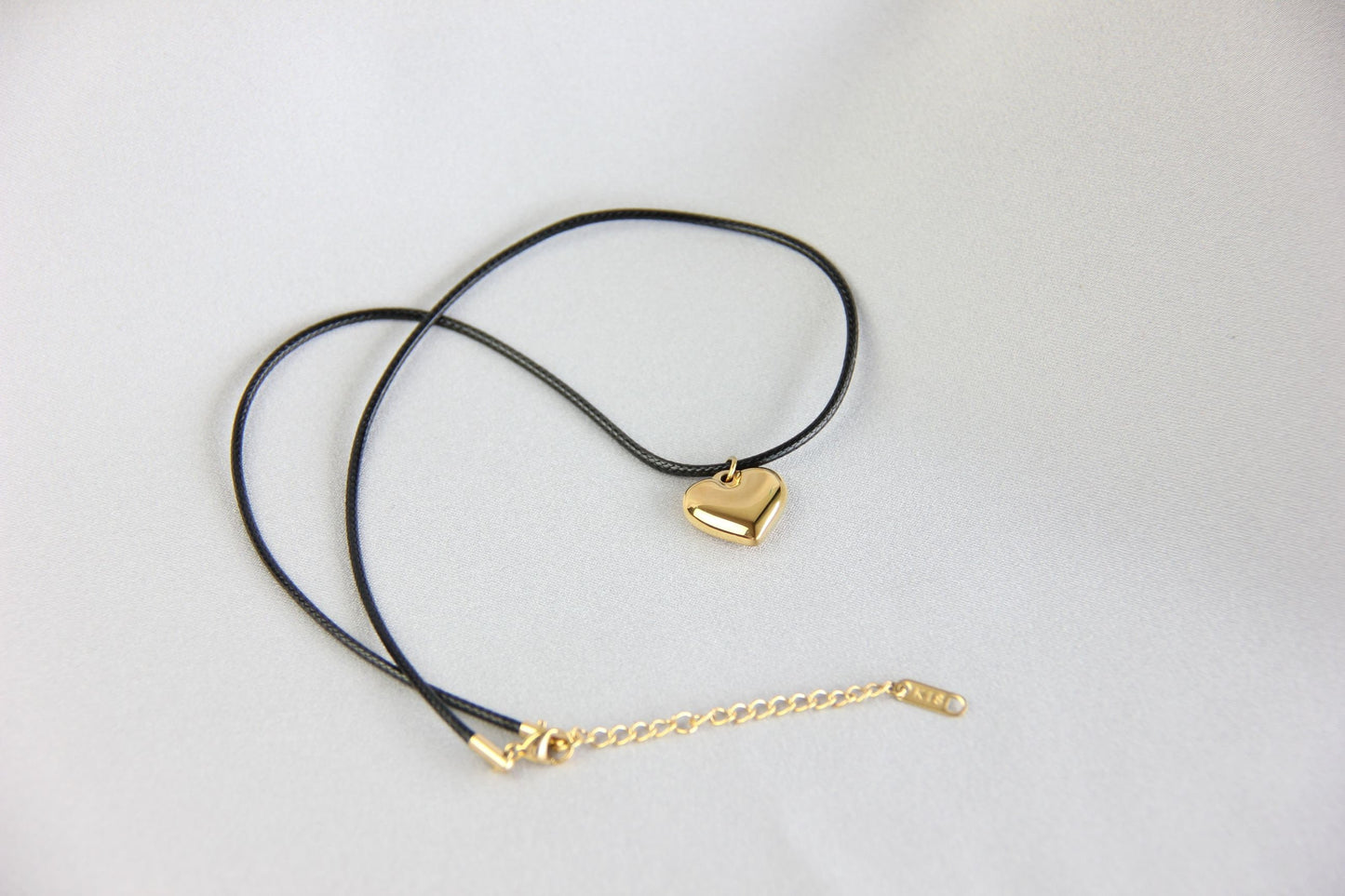 Unique Fluffy Gold Heart Love Pendant Necklace, perfect gift for girlfriend, wife, or loved ones!