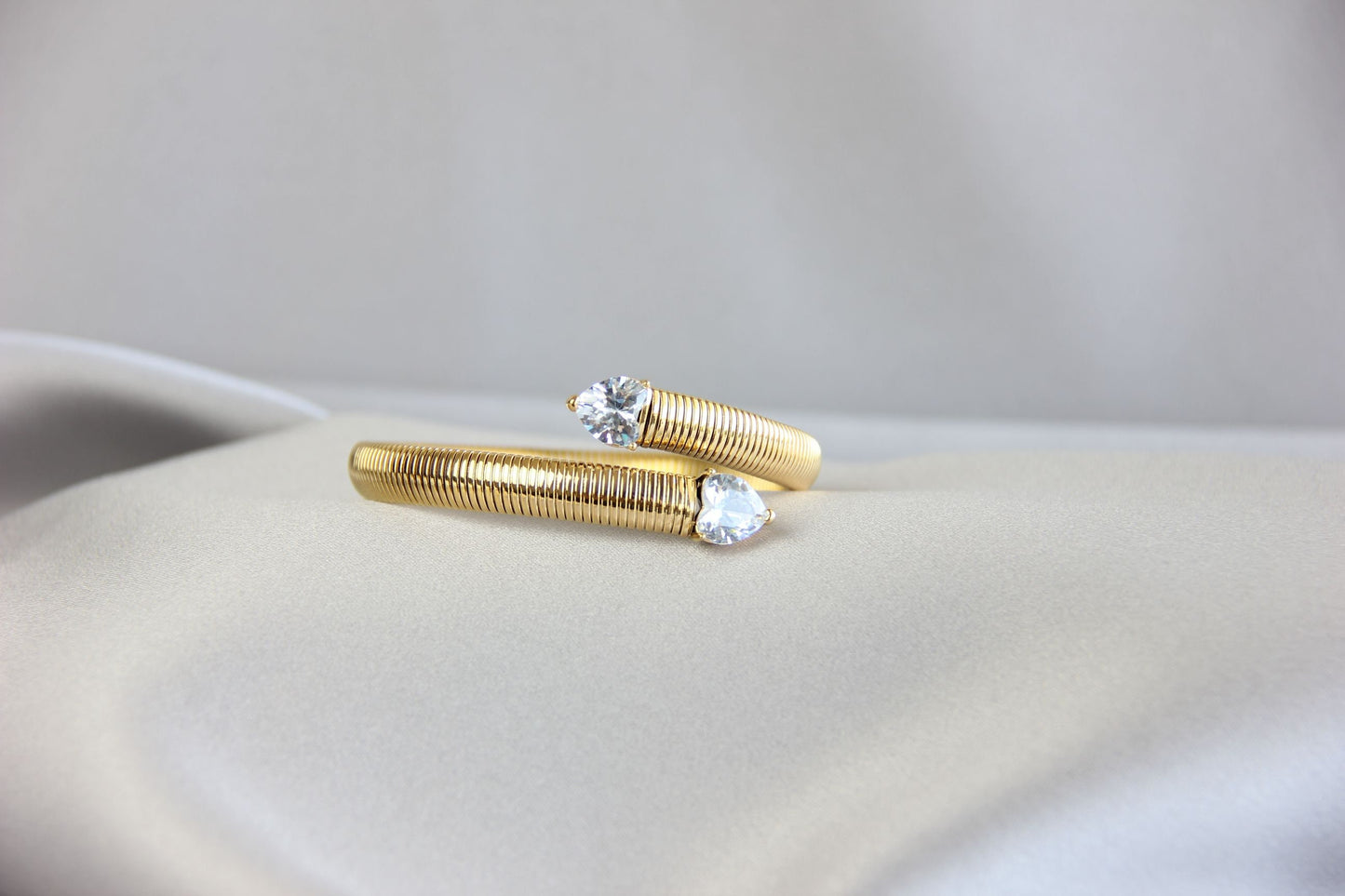 Gold Elastic Love Chain Bracelet, Stretch Bangle CZ Heart Bracelet, Waterproof Gold Bangle for Women, Unique Jewelry Bracelet, Gift for Mom