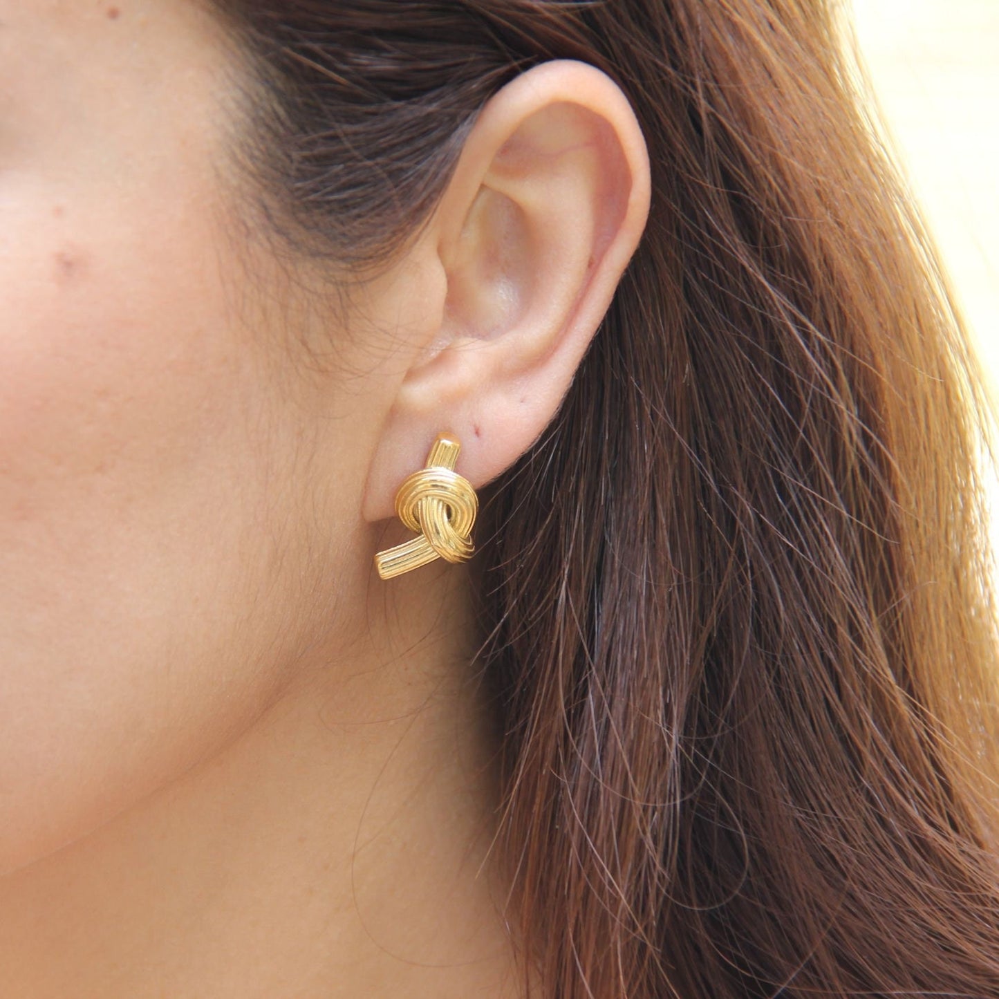 18K Gold Knot Earrings,Minimalist Earring,Dainty Love Stud Earrings,Gold Statement Earring for Her,Handmade Unique Gold Jewelry Gift for Mom