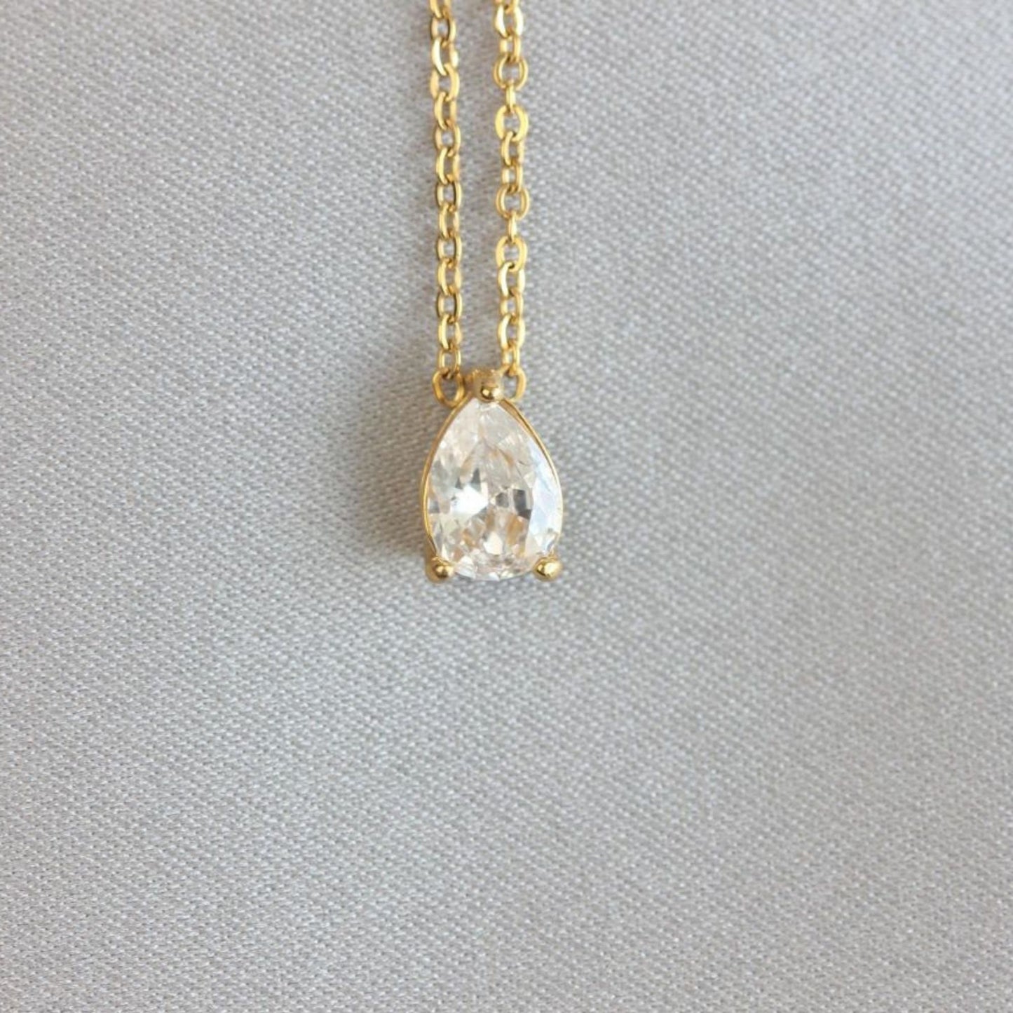 Dainty Zircon Drop Necklace, Minimal Zirconia Pendant Jewelry, Dazzling Crystal Necklace, Gift for Her, Handmade Jewelry, Mother's Day Gifts