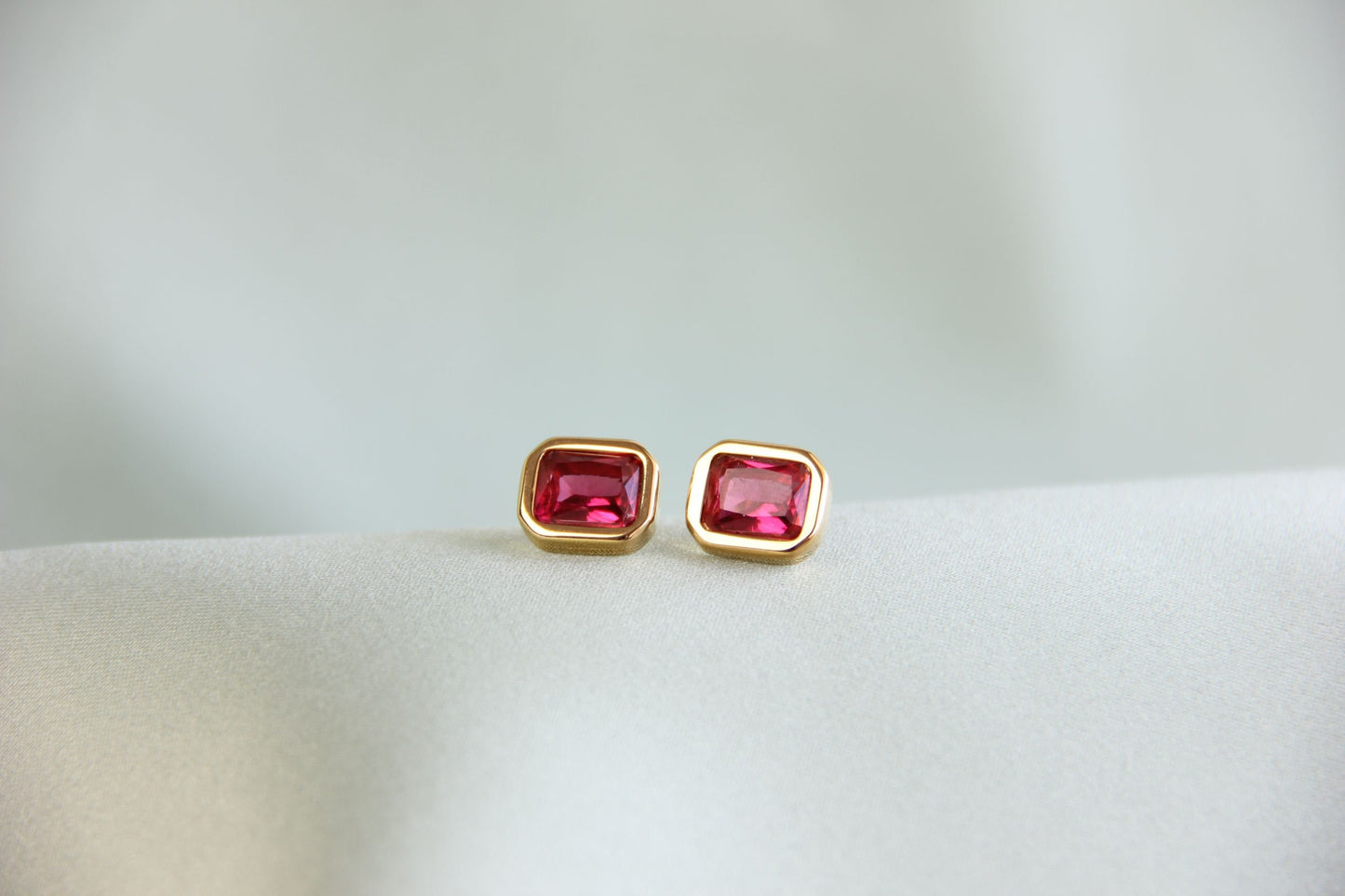 18K Gold Zircon Stud Earrings,Minimalist Gold CZ Stud Earrings,Dainty CZ Earrings,Handmade Jewelry Gift for Her, Mother's Day Gift for Her