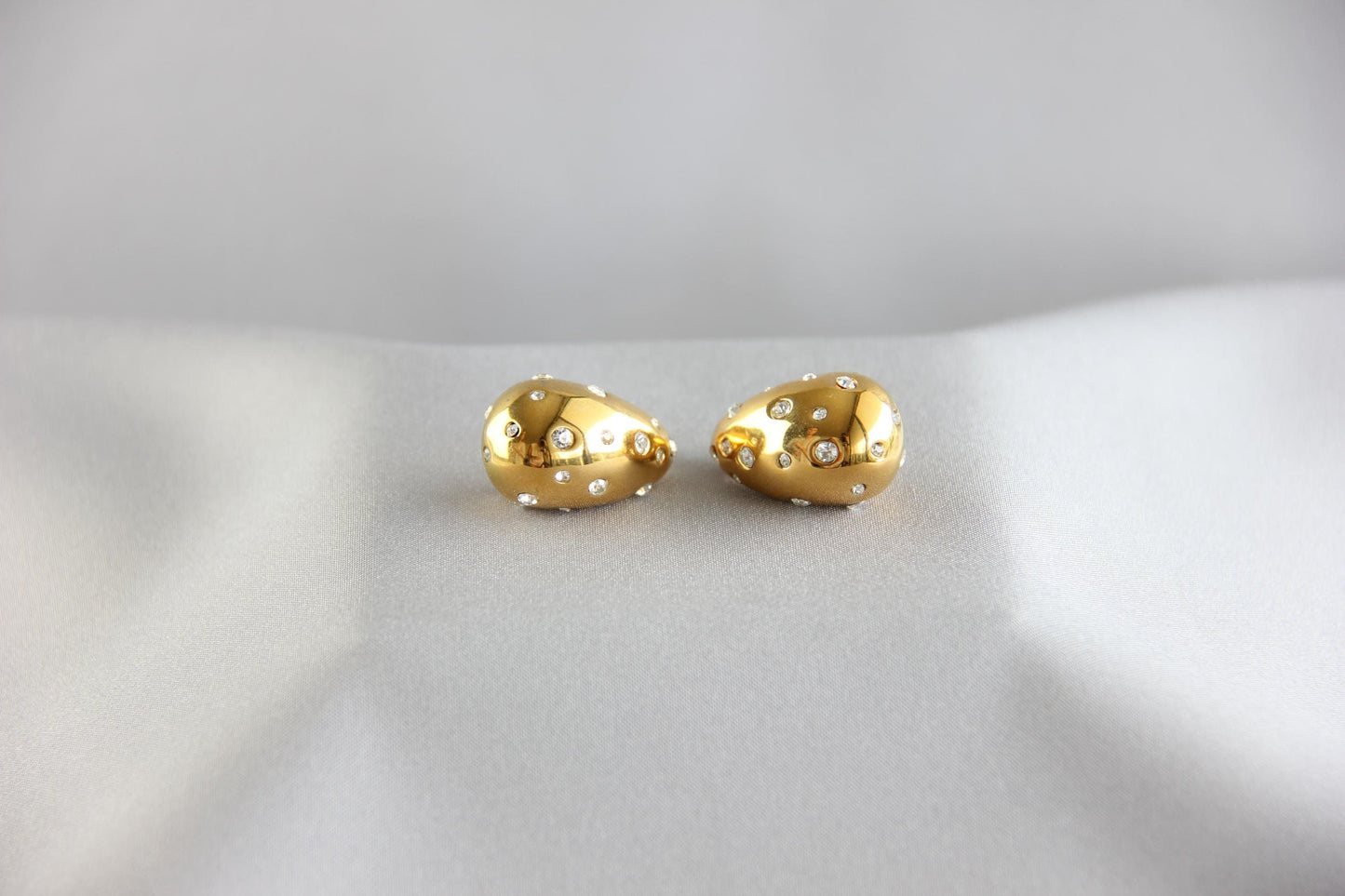 Teardrop Gold Zirconia Stud Earring, Chunky 18K Gold Stud CZ Earring, Bold Unique 18K Gold Earring for Women, Mother's Day Gifts for Her