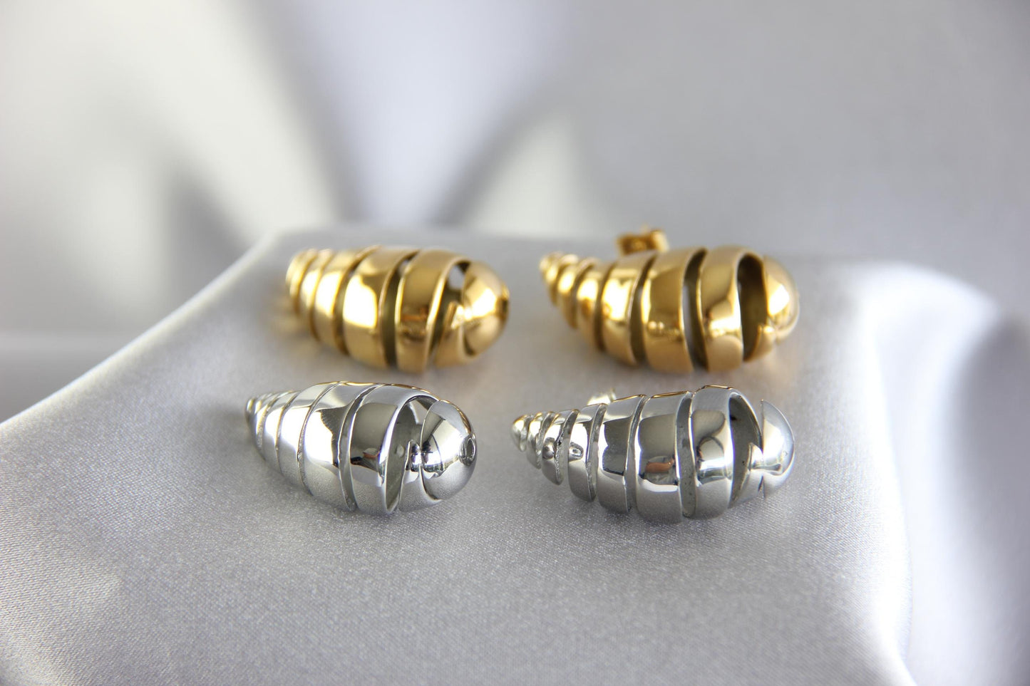 Teardrop Stud Shell Earring, Gold Bold Drop Earring, Unique Boho 18K Gold Earring, Minimal Gold Earring for Her, Mother's Day Gifts for Her