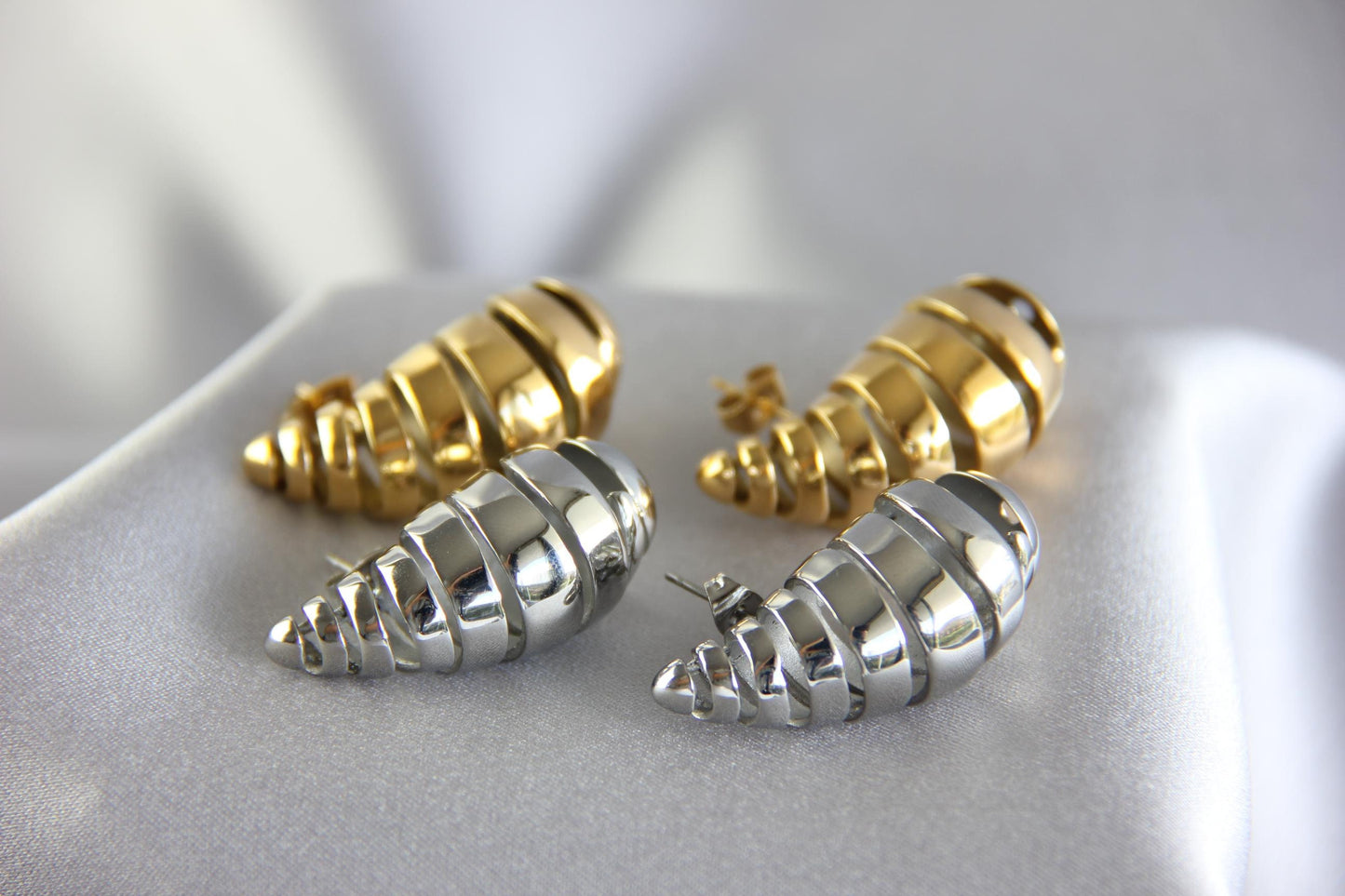Teardrop Stud Shell Earring, Gold Bold Drop Earring, Unique Boho 18K Gold Earring, Minimal Gold Earring for Her, Mother's Day Gifts for Her