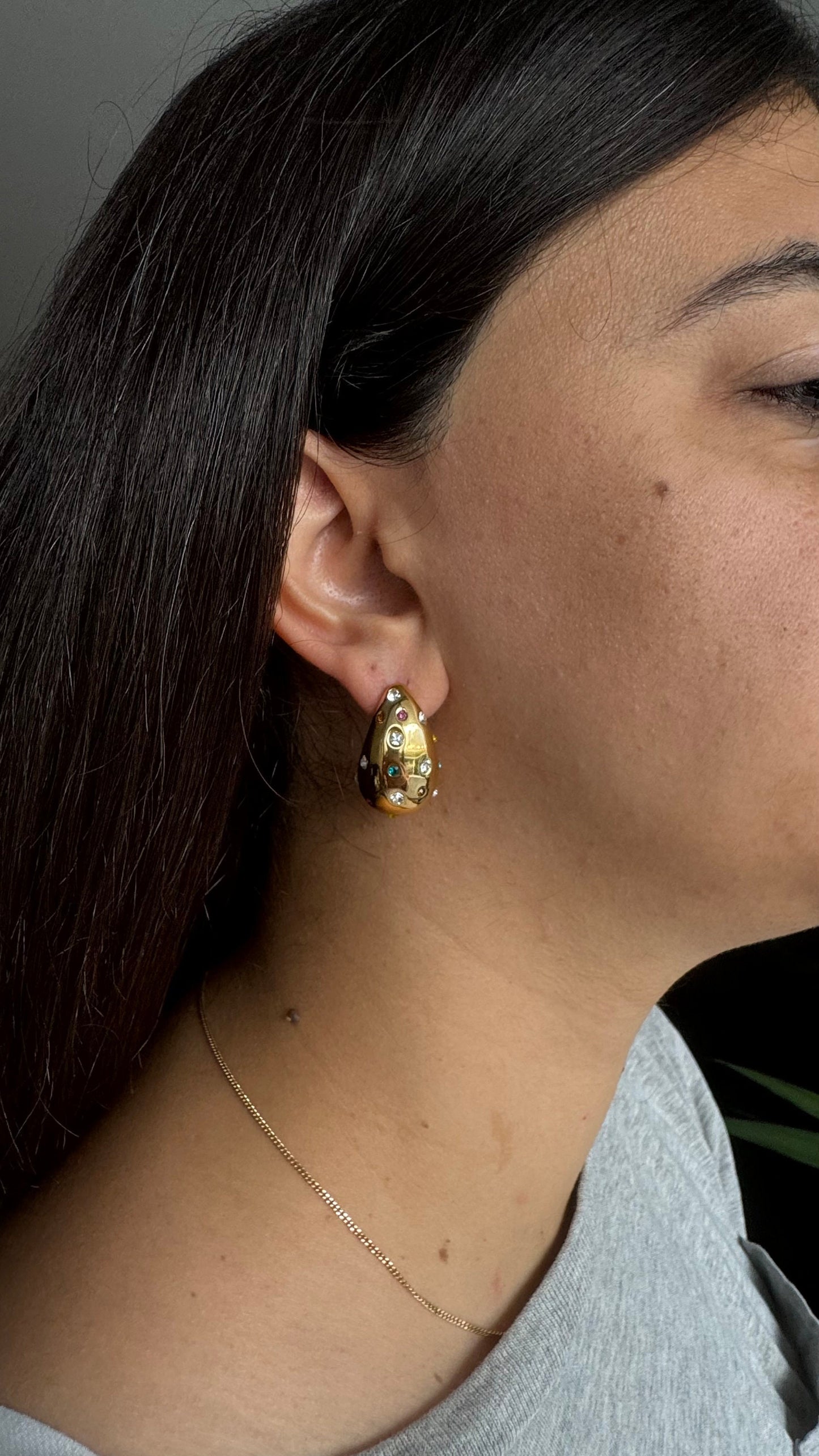 Teardrop Zirconia Stud Earring,18K Gold Modern Chunky Earring, Bold Stud Zirconia Earring,Unique Jewelry Earring,Unique Mother's Day Gifts