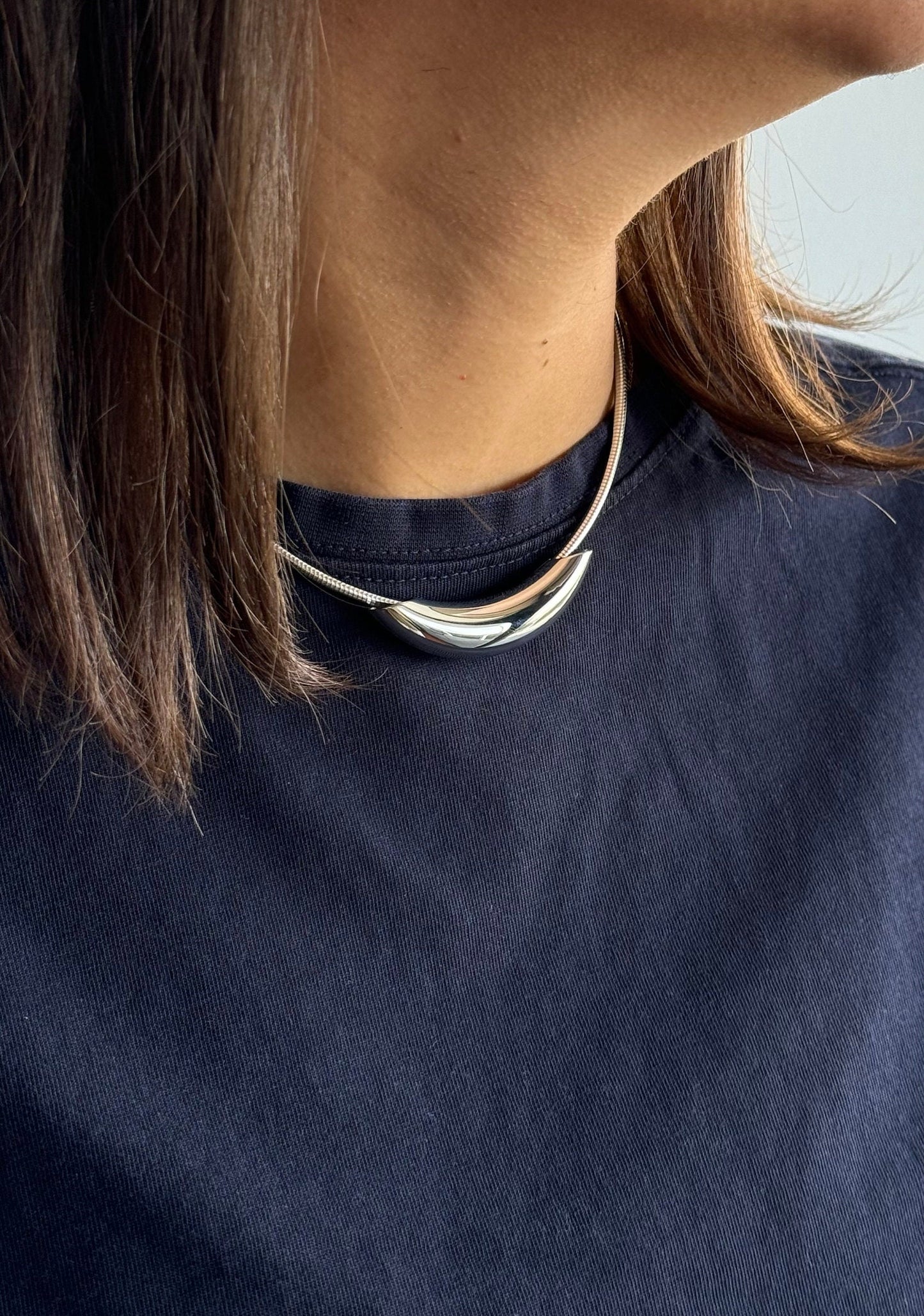 18K Gold Curved Tube Bar Necklace, Chunky Waterproof Thick Choker Necklace, Unique Gold Tunnel Necklace for Women Handmade Jewelry Gift Mom