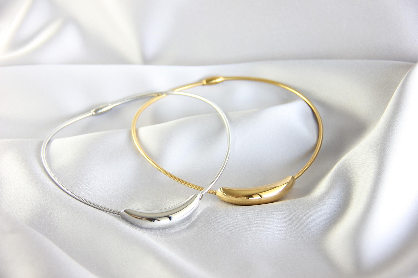18K Gold Curved Tube Bar Necklace, Chunky Waterproof Thick Choker Necklace, Unique Gold Tunnel Necklace for Women Handmade Jewelry Gift Mom