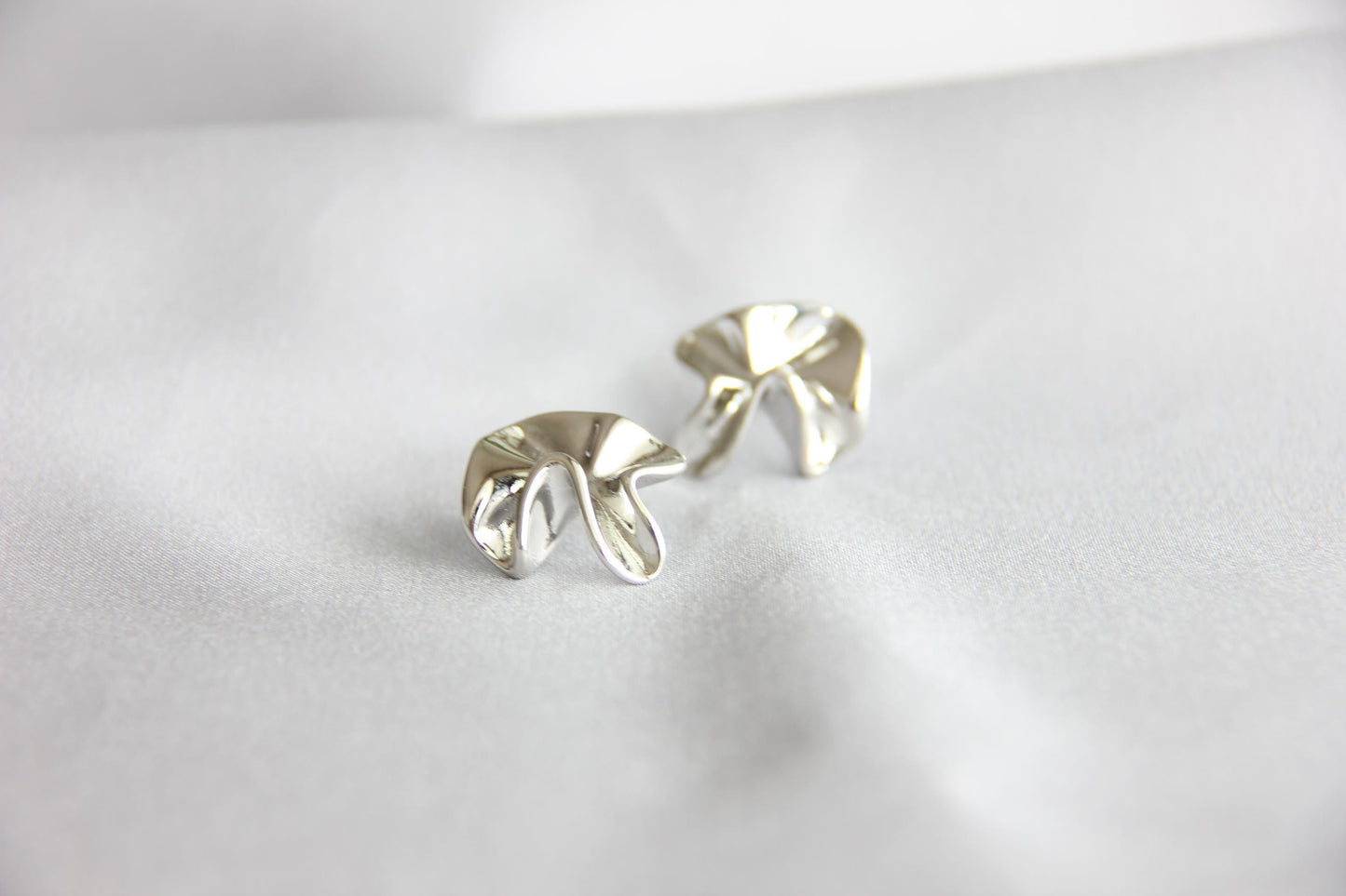 18K Gold Gift Earrings,Minimalist Earring,Dainty Gift Stud Earrings,Gold Statement Earring for Her,Handmade Earrings, Mother's Day Gifts