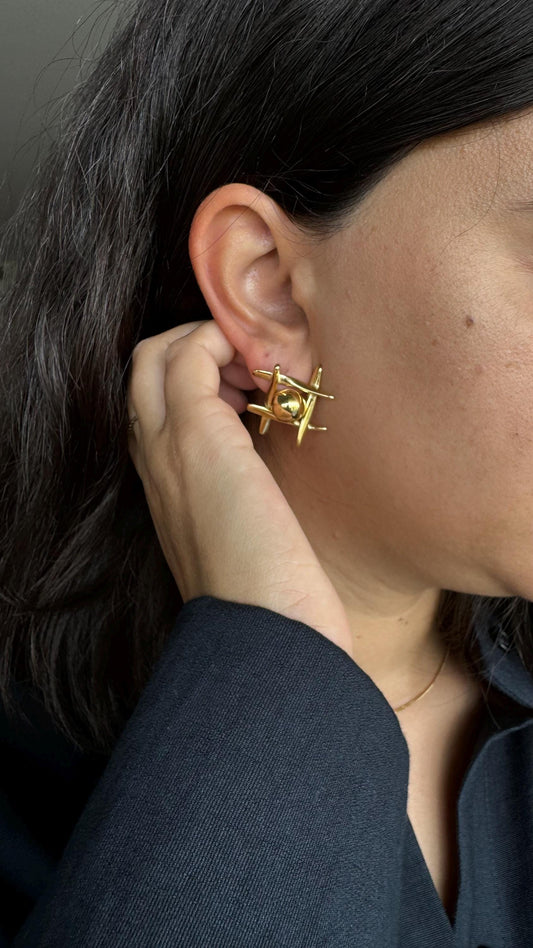 18K Gold Knot Earrings,Minimalist Earring,Dainty Love Stud Earrings,Gold Statement Earring for Her,Handmade Unique Gold Jewelry Gift for Mom