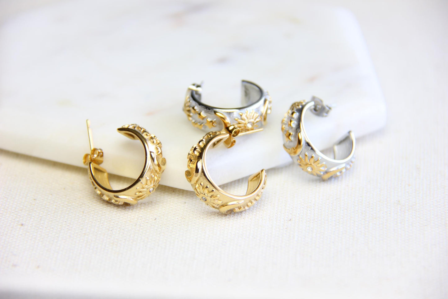 Simple modern and sophisticated. These Celestial Minimal Gold Stud Hoops will be the perfect choice for daily use and also for special days. Lightweight, comfortable to wear. The perfect gift for your friend, mom, bridesmaid or even for yourself!