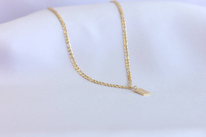 Wear or unique 18K Gold Love Heart tag necklace as a layering necklace or solo. Perfect gift for your girlfriend, wife, partner or loved ones!
