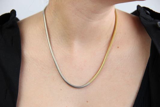 Beautiful harmony between silver and gold colors in 18k gold plated stainless steel chain. This Duo Color Chain Gold Necklace will complete your style easily! Perfect gift for friend, mom or for yourself!