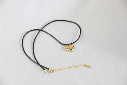 Unique Fluffy Gold Heart Love Pendant Necklace, perfect gift for girlfriend, wife, or loved ones!