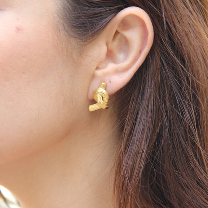 18K Gold Knot Earrings,Minimalist Earring,Dainty Love Stud Earrings,Gold Statement Earring for Her,Handmade Unique Gold Jewelry Gift for Mom
