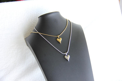 Add minimalist elegance to your look with our Dainty Gold Pendant Heart Charm Box Chain Necklace. A perfect everyday accessory that radiates love and style! Perfect gift for her! Unique gift ideas for mom.