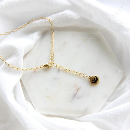 Gold initial letter necklace with a dainty pendant, perfect for personalized jewelry lovers. Elegant and minimalist custom letter necklace for everyday wear or layering. Custom letter charm necklace, a thoughtful gift for friends, bridesmaids or mom.