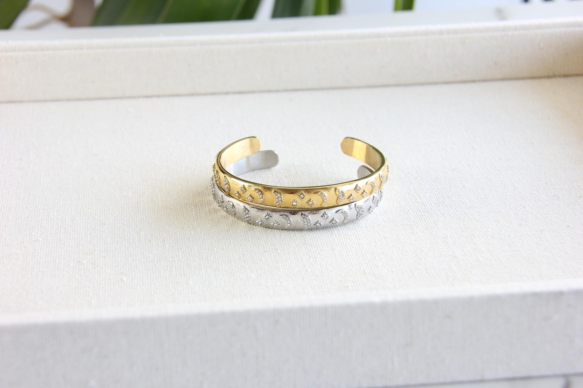 Unique 18K Gold Plated Open Cuff Bangle Bracelet with colorful cubic zirconia stars that reflects both minimalist and statement textures. Complete your special occasion outfit or night style with this beauty!