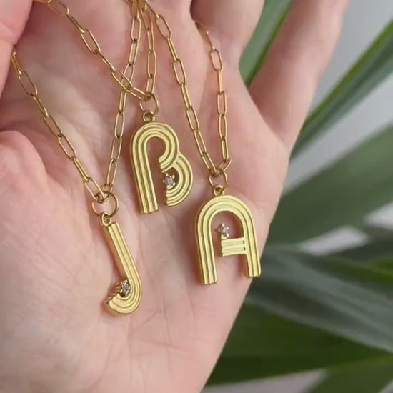 Initial Custom Pendant Necklace Minimalist Personalized Letter Necklace 18K Gold Name Necklace for Women Unique Mom Jewelry Gift for Her