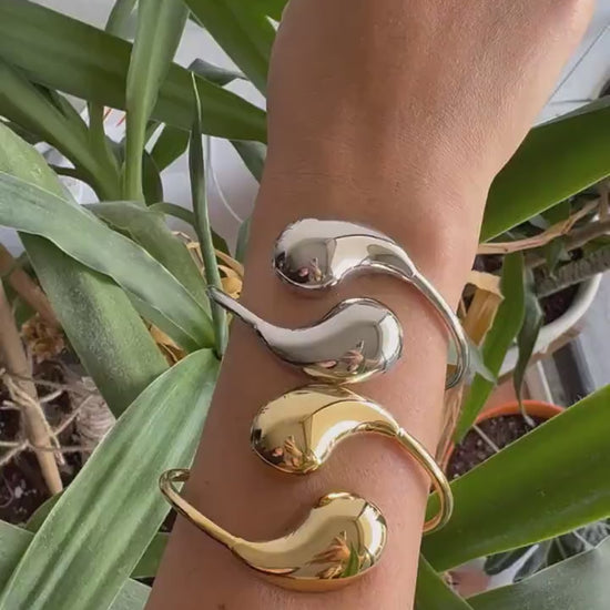Chunky Modern Cuff Bangle Bracelet, Gold Unique Drop Cuff, Modern Twisted Bangle Bracelet for Women, Gift for Mom, Best Friend Gift for Her