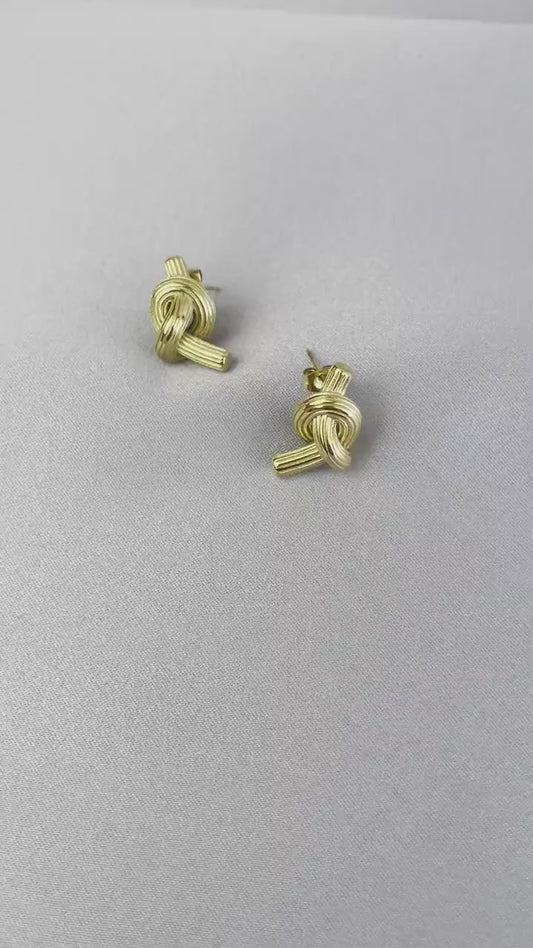 18K Gold Knot Earrings,Minimalist Earring,Dainty Love Stud Earrings,Gold Statement Earring for Her,Handmade Unique Gold Jewelry Gift for Mom